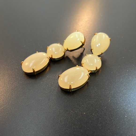 J Crew 3 Drop Earrings Ivory - Picture 3 of 4